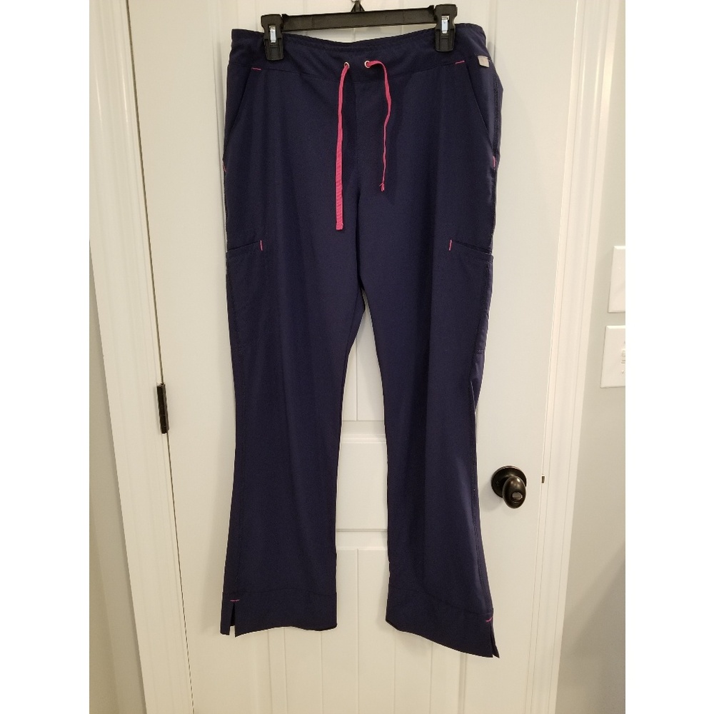Smitten Scrub Pant